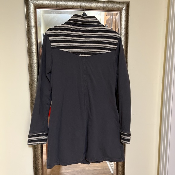 prAna Rowen Jacket with Striped Accents. Medium. - Picture 3 of 4